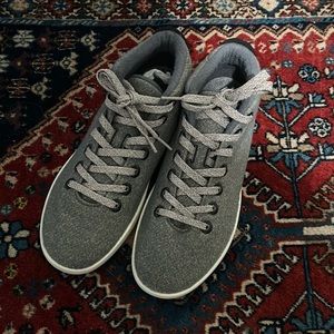 Women’s Allbirds Wool Piper Mid Sneaker size 10 (medium B width)